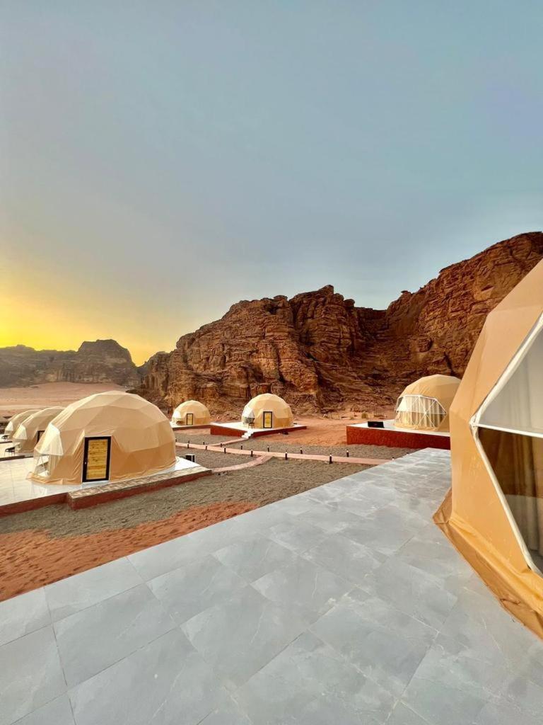 Flower Life Camp Wadi Rum Exterior photo