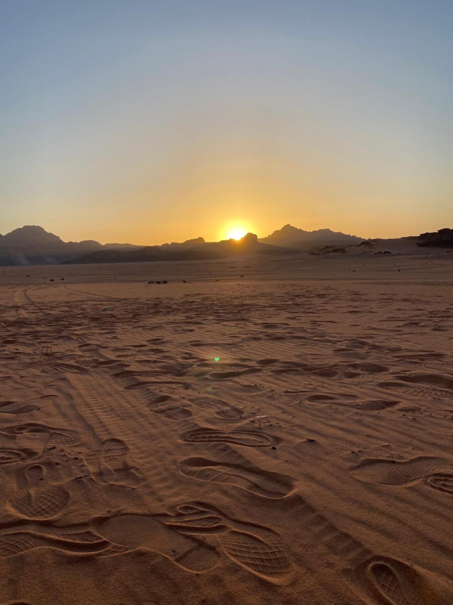 Flower Life Camp Wadi Rum Exterior photo